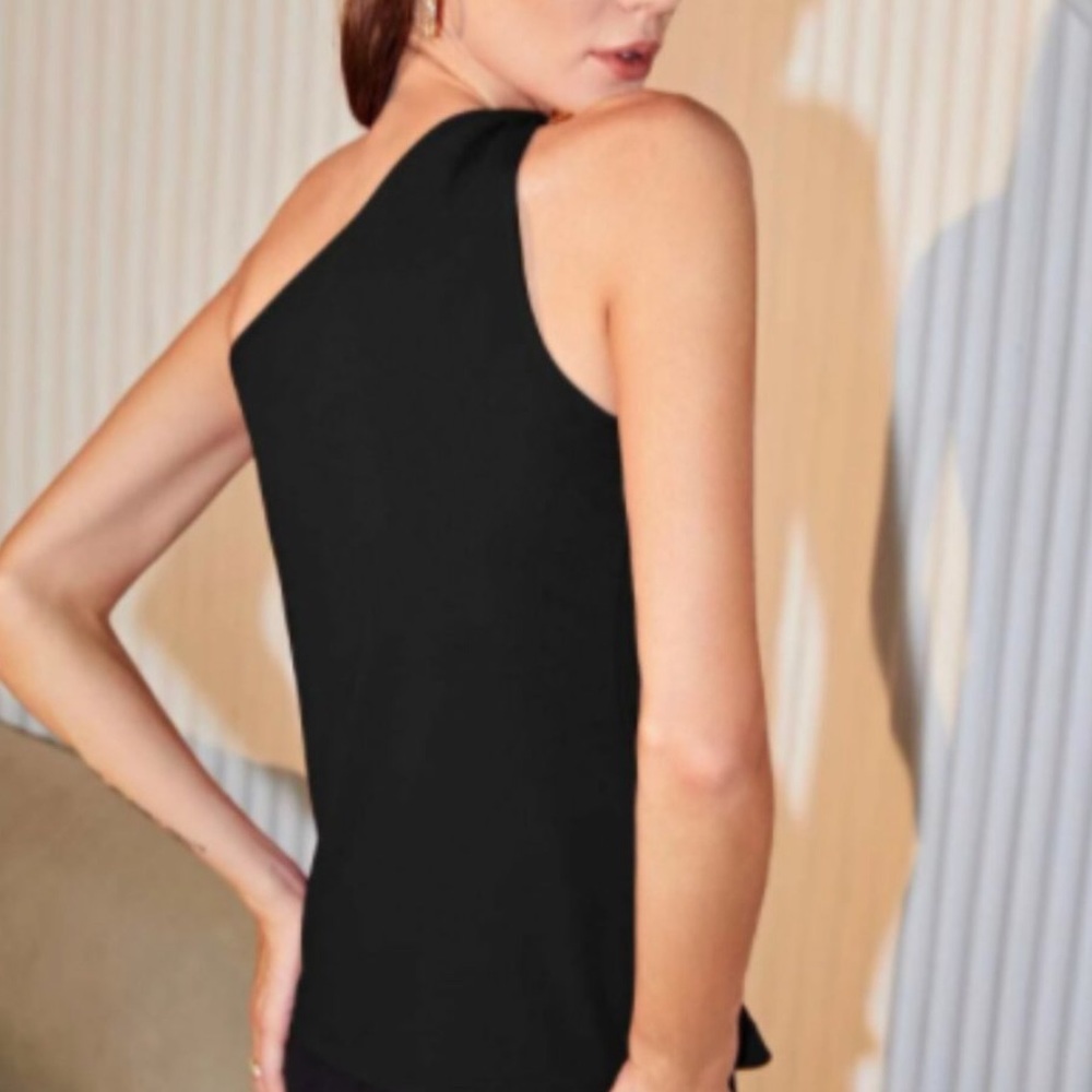 Black One Shoulder Gold Chain Top Sz S New - Picture 5 of 7